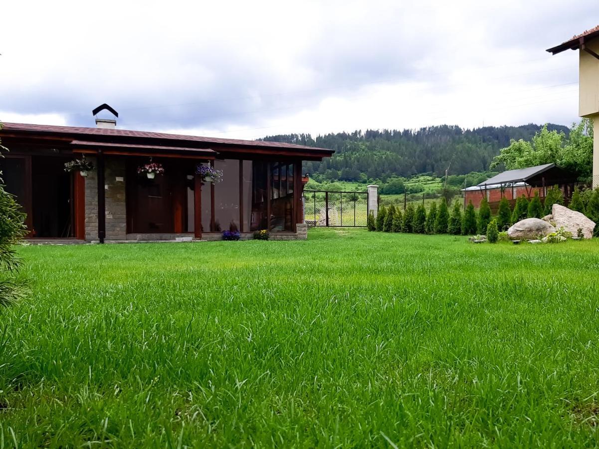 Вила Belle Vie เบลิอิสการ์ ภายนอก รูปภาพ
